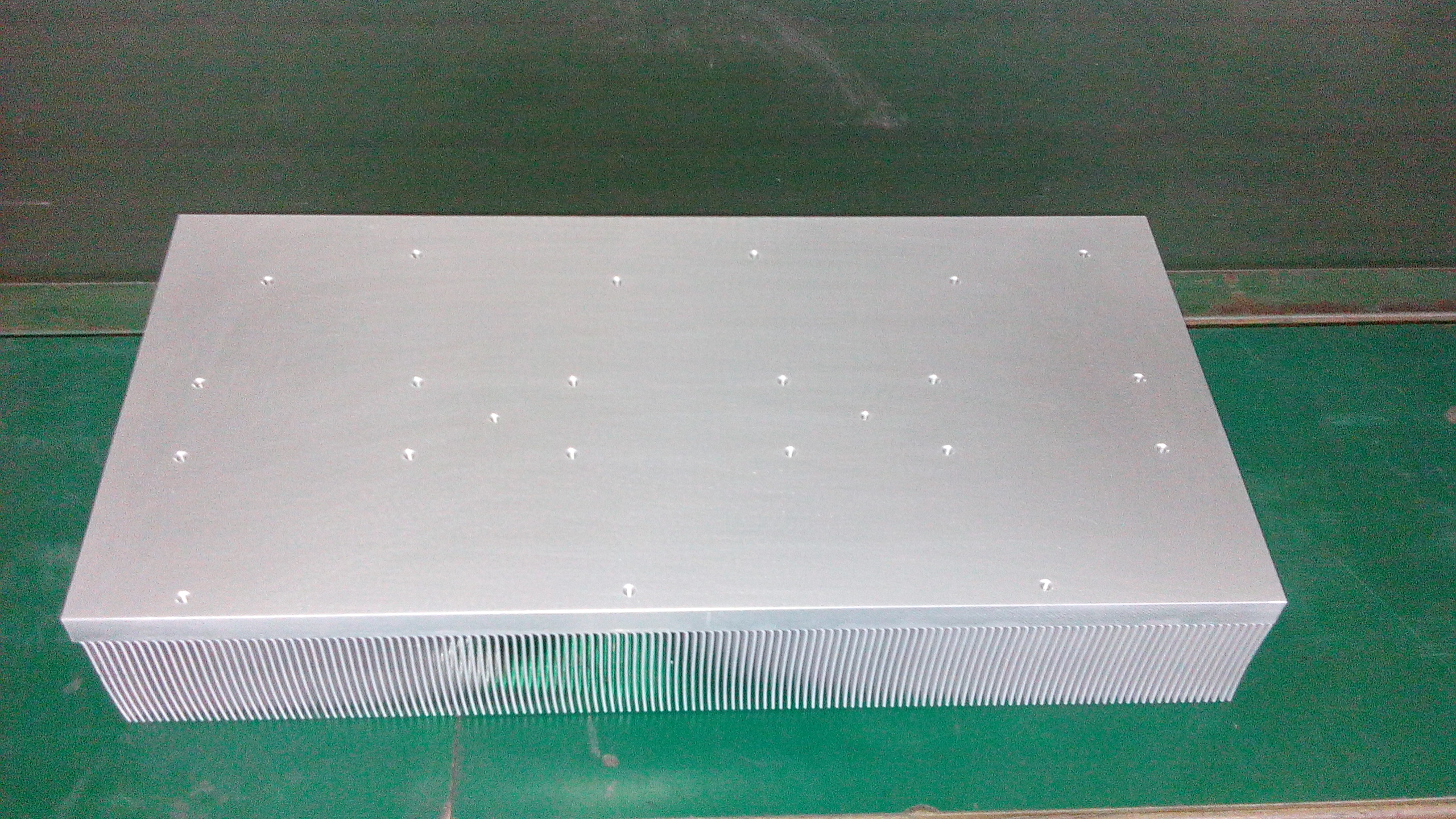 Skived Fin 003