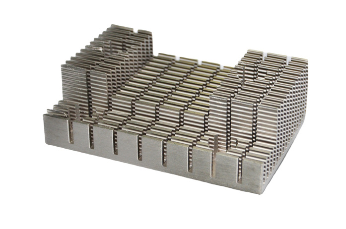 Dissipateur thermique à caloduc usiné CNC
