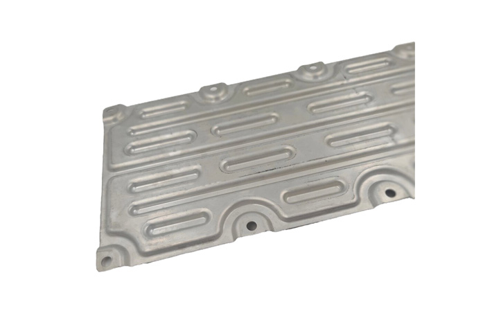 Plaque froide brasée à dissipation thermique hautement efficace