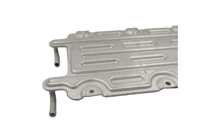 Plaque de refroidissement liquide brasée en alliage d'aluminium